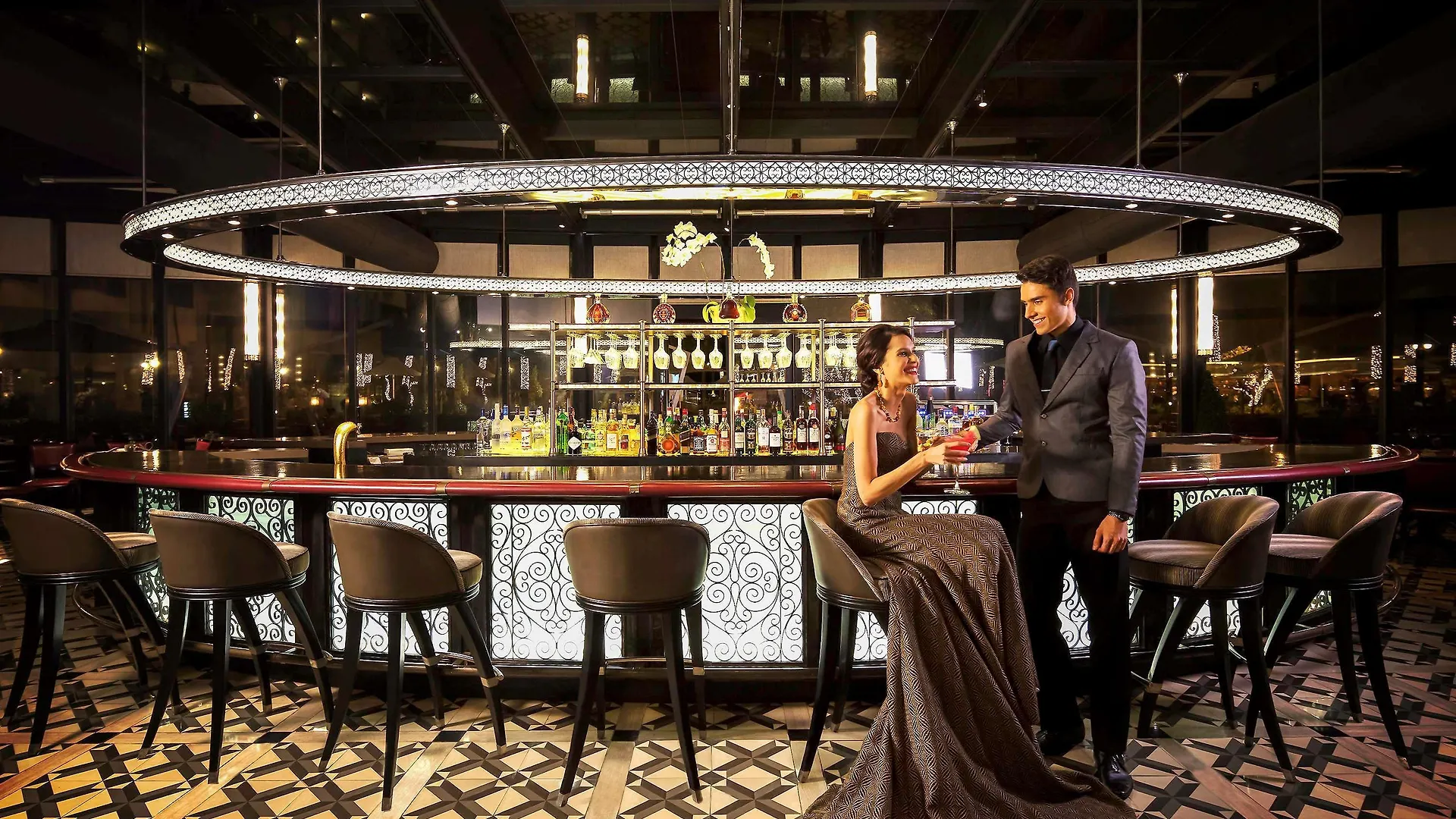Sofitel Philippine Plaza Manila Hotell Pasay 5*,
