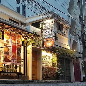 Hostel Crossroads Manila